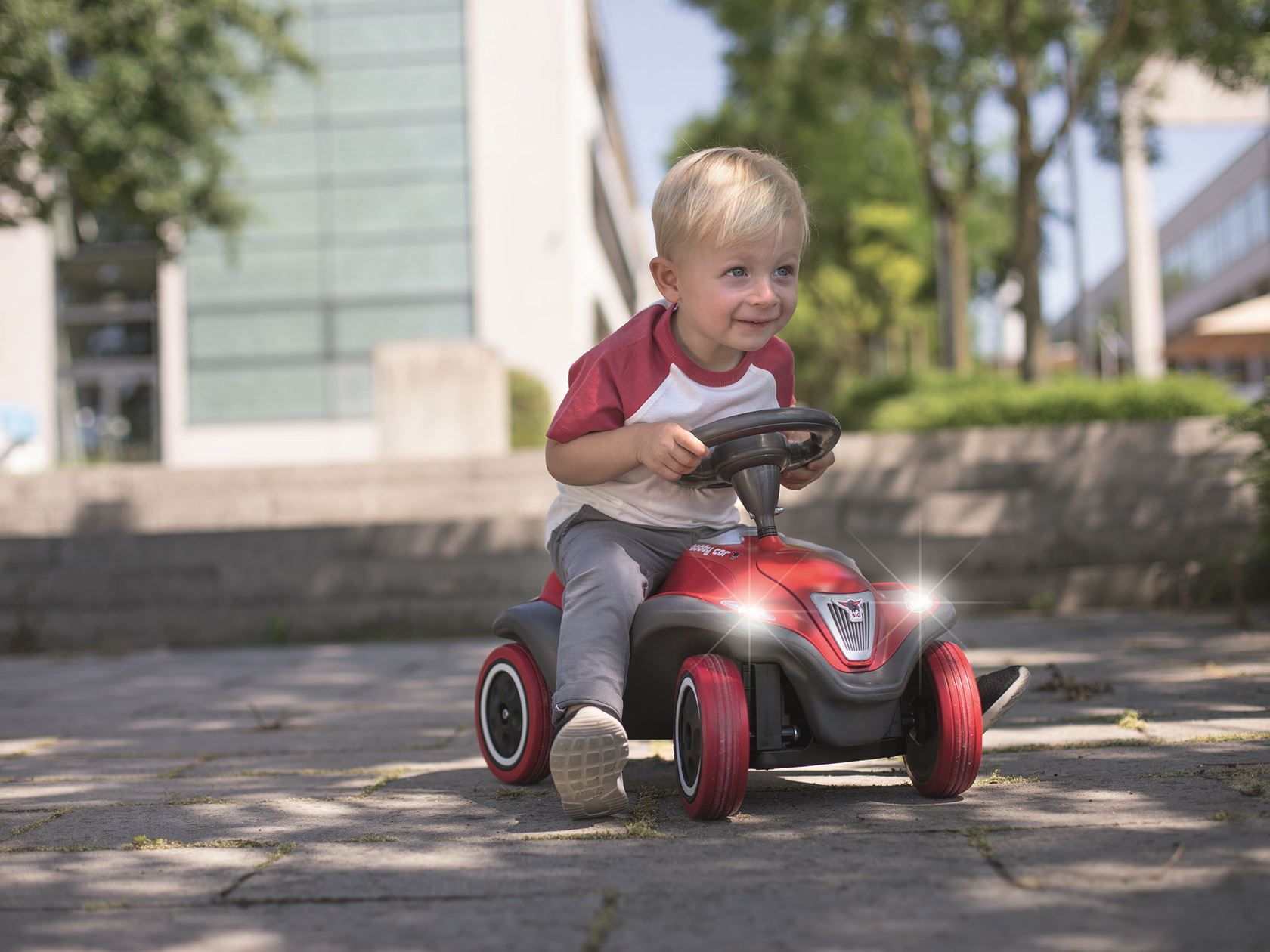 Big Bobby Car Next porteur-pousseur voiture - Hermie.com - Alles voor ...
